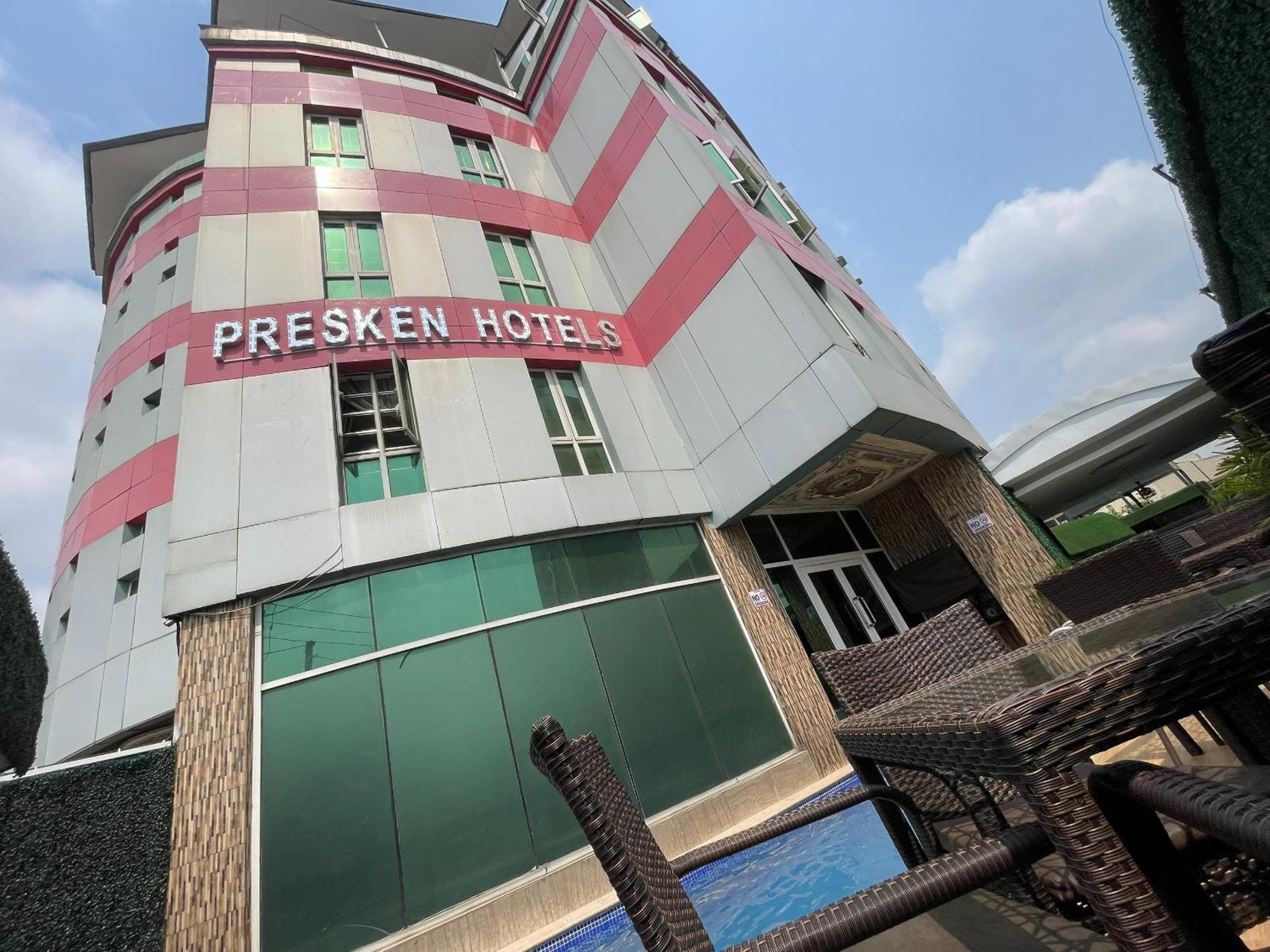 Presken Hotel At International Airport Road إيكجا المظهر الخارجي الصورة